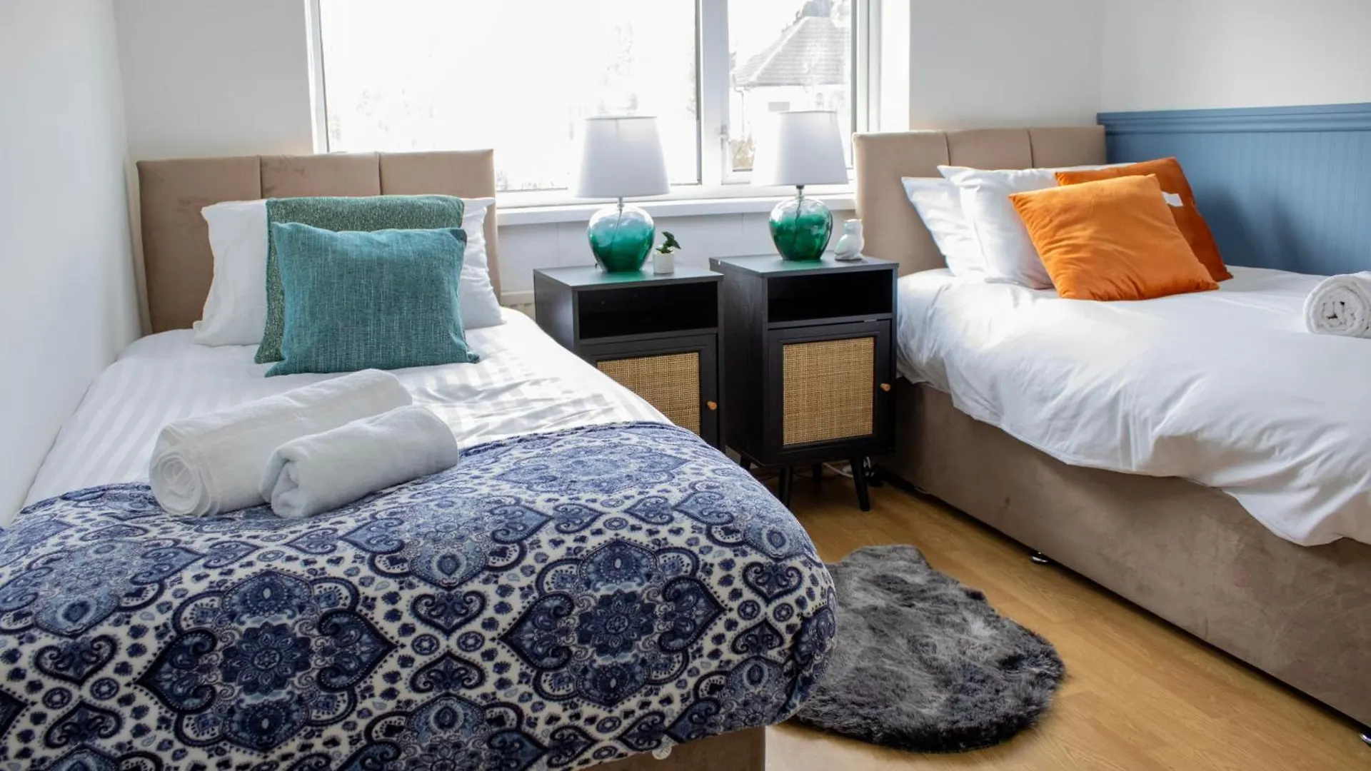 Holiday home Harvard House, Stylish 3 Bedroom House In Solihull 5 Mins To The Nec, Bhx ,Jlr With Free Parking Birmingham
