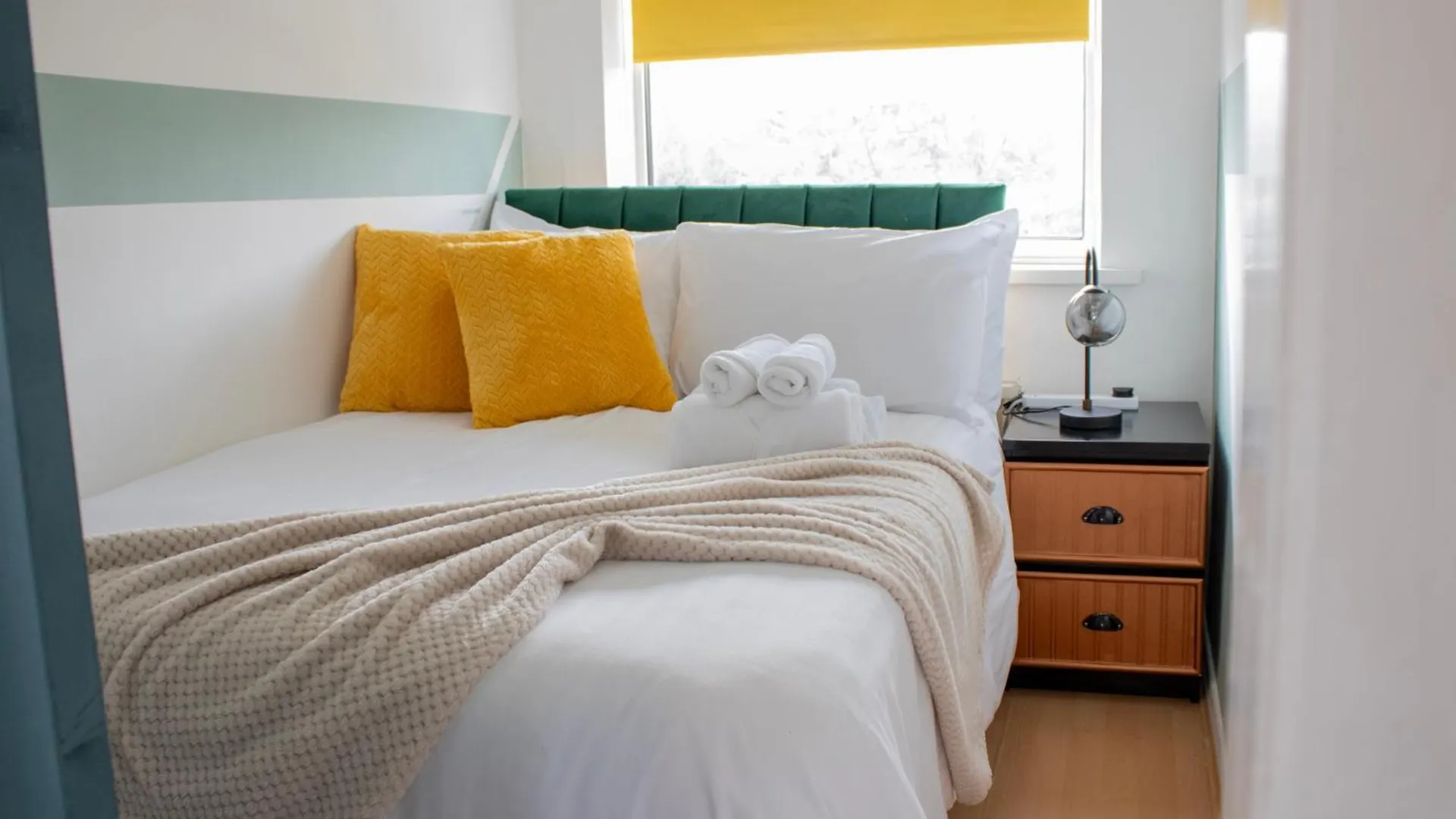 Holiday home Harvard House, Stylish 3 Bedroom House In Solihull 5 Mins To The Nec, Bhx ,Jlr With Free Parking Birmingham United Kingdom